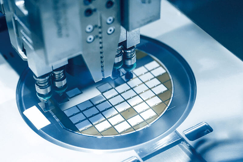 Advanced Laboratories and Equipment
